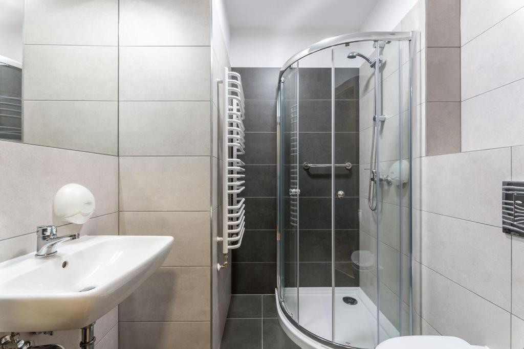 Hotel***Gorce Nowy Targ Esterno foto